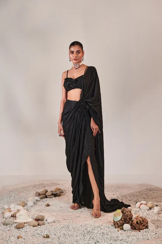 Fuss-Free Pre-Stitched Drape Saree; Hand Embroidered Blouse And Feather Detailing Modern Work Blouse Fuss-Free Pre-Stitched Drape Saree; Hand Embroidered Blouse And Feather Detailing Modern Work Blouse