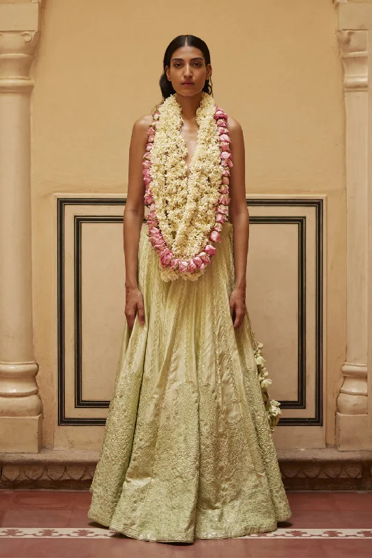 Mint Lehenga Paired With Blouse & Dupatta Collared Satin Blouse