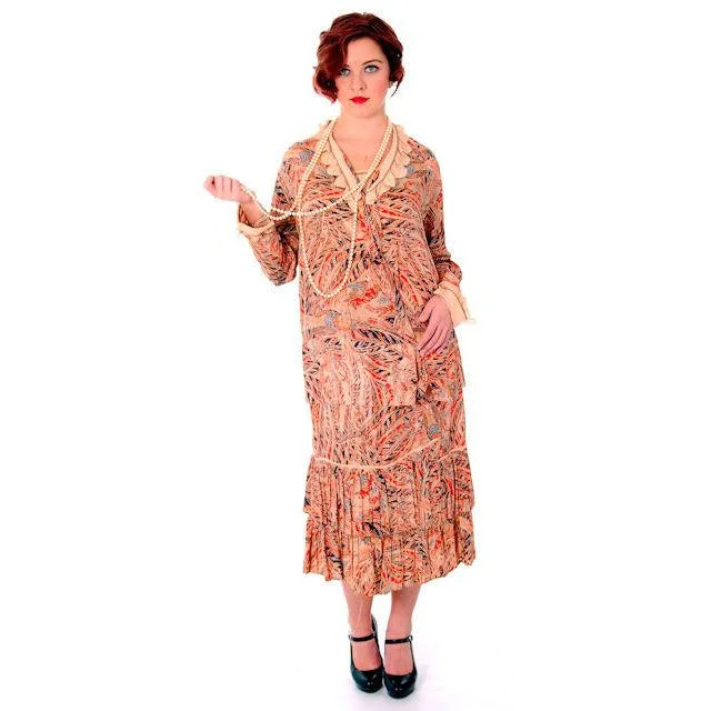 Vintage 1920s Flapper Dress Silk Printed 44 Bust Pheasants Birds & Feathers Print Halter Neckline Beach Vintage 1920s Flapper Dress Silk Printed 44 Bust Pheasants Birds & Feathers Print Halter Neckline Beach