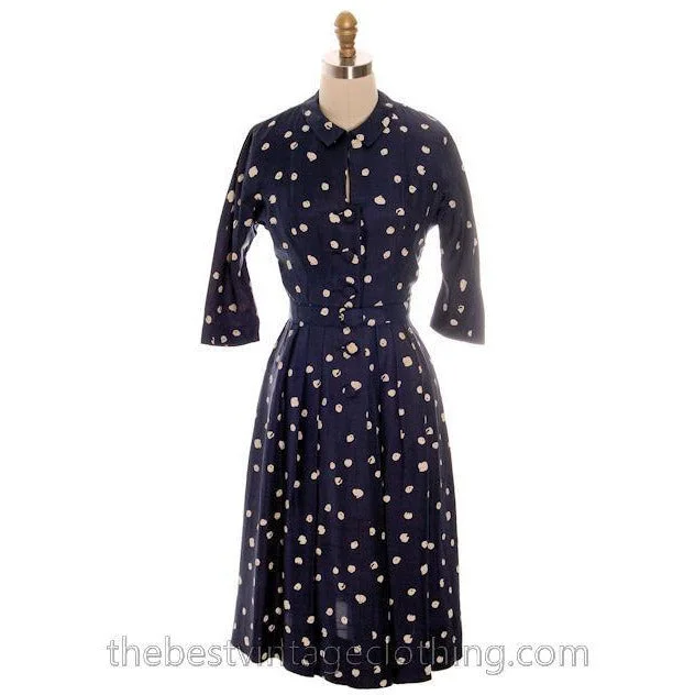 Vintage 1950s Dress Silk Navy Blue & Cream Cotton Ball Print 3/4 Sleeves Small 6-8 Tunics Winter warm Vintage 1950s Dress Silk Navy Blue & Cream Cotton Ball Print 3/4 Sleeves Small 6-8 Tunics Winter warm