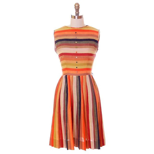 Vintage 1950s Cotton Day Dress Autumn Tone Stripes Jack Borgenicht 34-25-Free Tunics Luxurious high-end Vintage 1950s Cotton Day Dress Autumn Tone Stripes Jack Borgenicht 34-25-Free Tunics Luxurious high-end