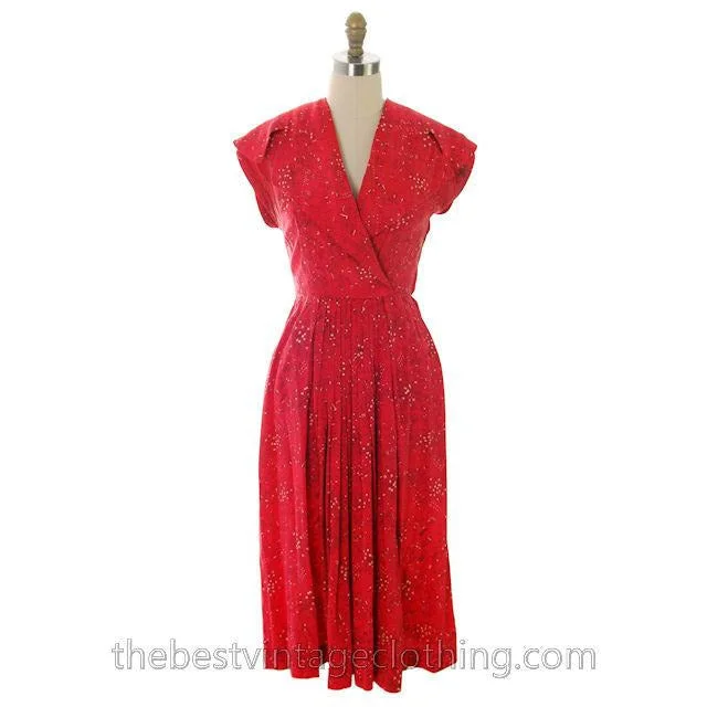 Vintage Red Silk Dress 1940s Whimsical Women Shopping For Hats Print 32-26-48 Small Elegant Long Evening Vintage Red Silk Dress 1940s Whimsical Women Shopping For Hats Print 32-26-48 Small Elegant Long Evening