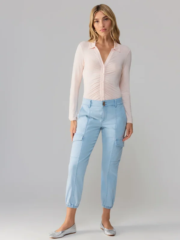 REBEL PANT IN ULTRA PALE