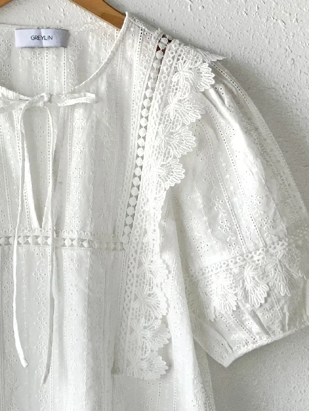 Sasha Scalloped Embroidered Blouse - FINAL SALE