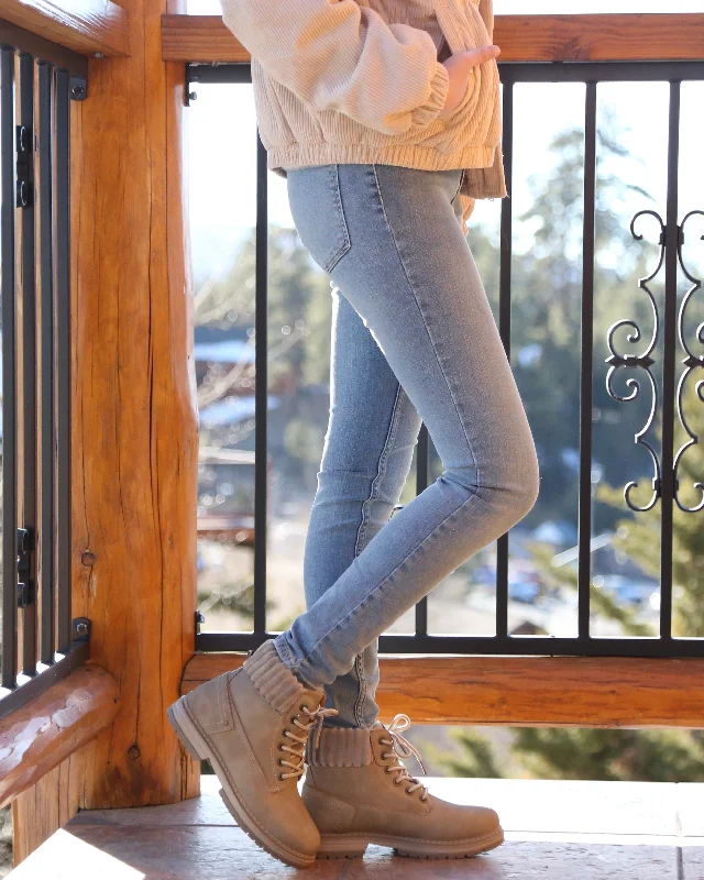 We The Free by Free People - Long and Lean High Waist Denim Leggings in Light Wash